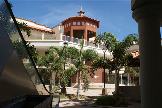 Palm Beach Plaza Tenants (14).JPG