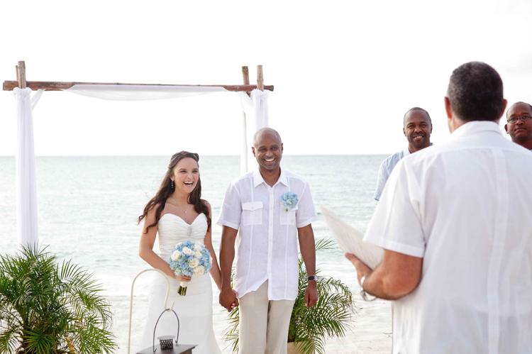 100810 Koleva-Evans Bucuti wedding (1).jpg