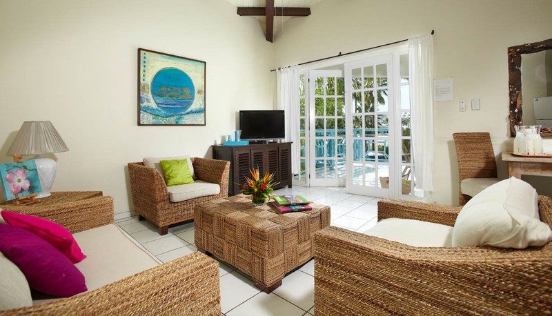 1bedroom casita living room.jpg