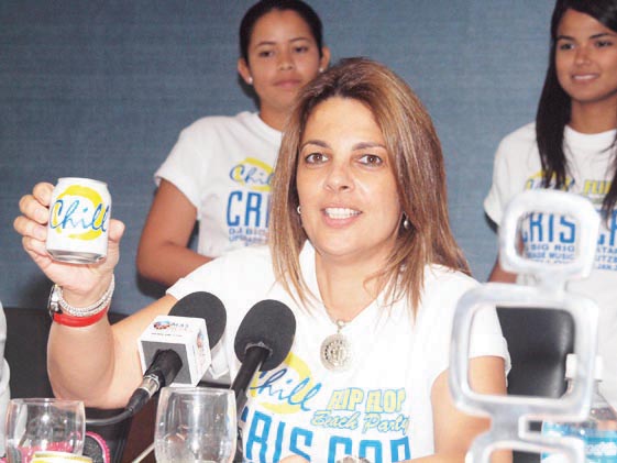 Mkrt Mgr Vanessa Hollander shows off the new pony can (3).jpg