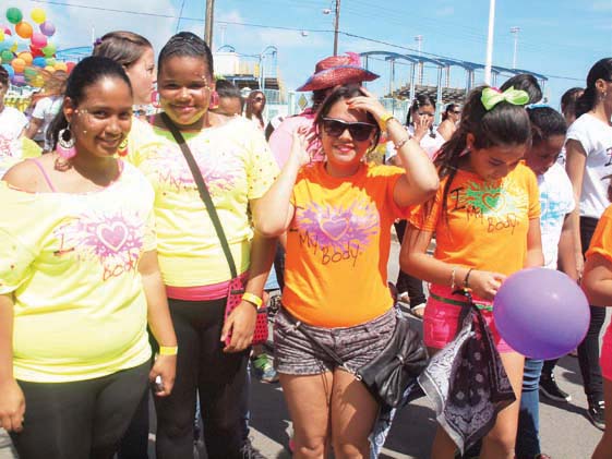 Aruban teenagers deliver the message Love your Body.jpg