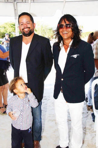 Artists who created the monument Fernado Ver Meer and Gilbert Senchi.jpg