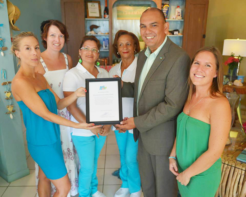 Boardwalk team and Minister Oduber.jpg