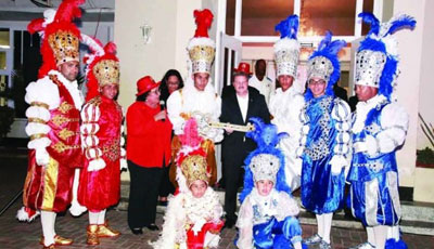 Aruba Carnival: Prime Minister with Prins & Panchos