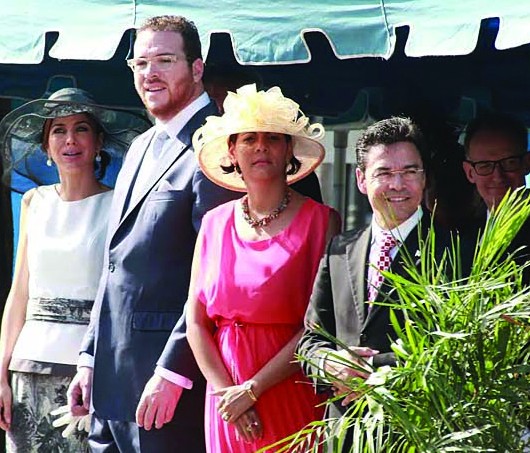 Minister Schwengel and Minister Yrausquin.jpg