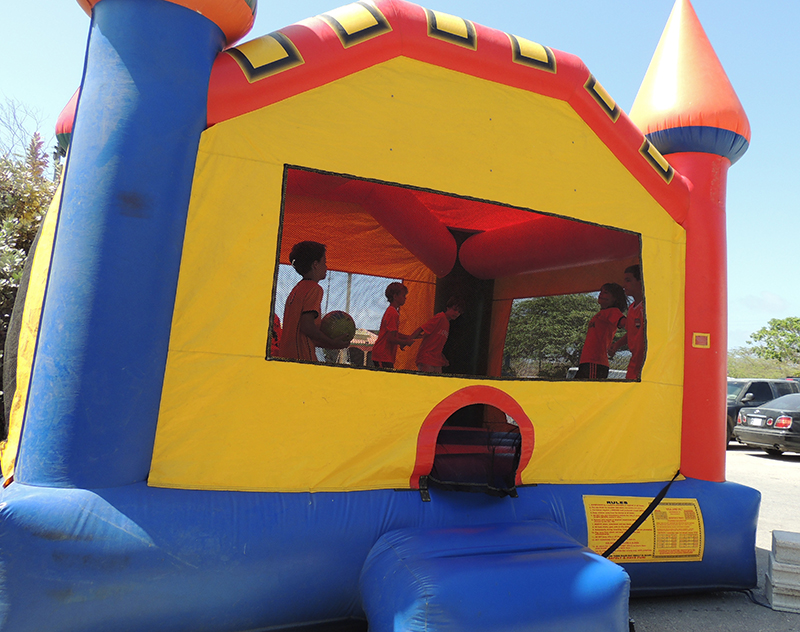 Amazonia-Sports-Bar-08.jpg