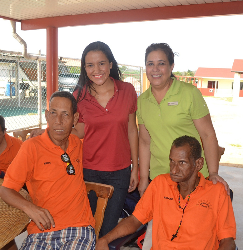 Aruba Marriott Team at Ambiente Feliz.JPG