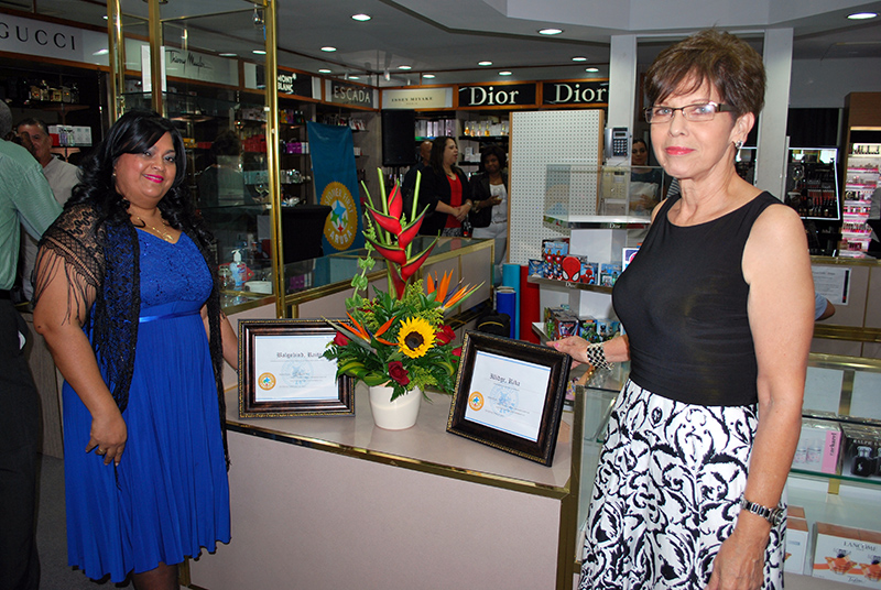 Maggy's Aruba in San Nicolas first to earn Certification Award in Service Delivery