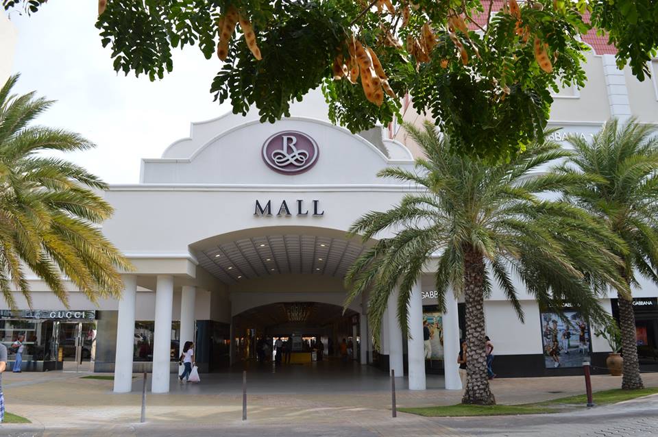 Mall from other side.jpg