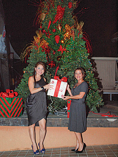 Candy Rasmijn and Valerie Pietersz 2.jpg