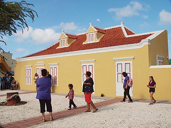 Islander come to investigate the new home of Rancho.jpg