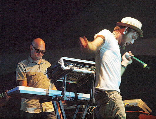 Aruba All stars Roger Peterson and Hildward Croes.jpg