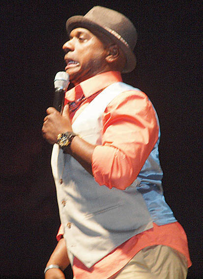 Tony Roberts mugs makes a point.jpg